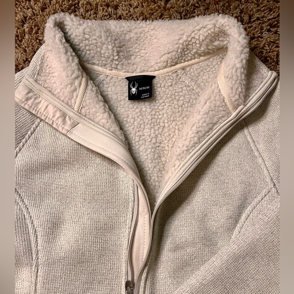 Spyder women’s fleece zip up jacket. (NWOT)